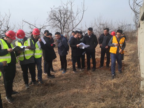 【临临风采】临临高速上跨瓦日铁路转体桥现场设备调查确认会议在我标段召开